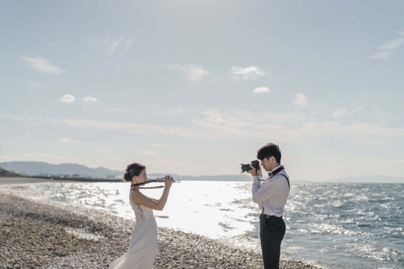 ビーチでロケーションフォト