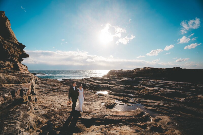 壮大なロケーションを背景に✦