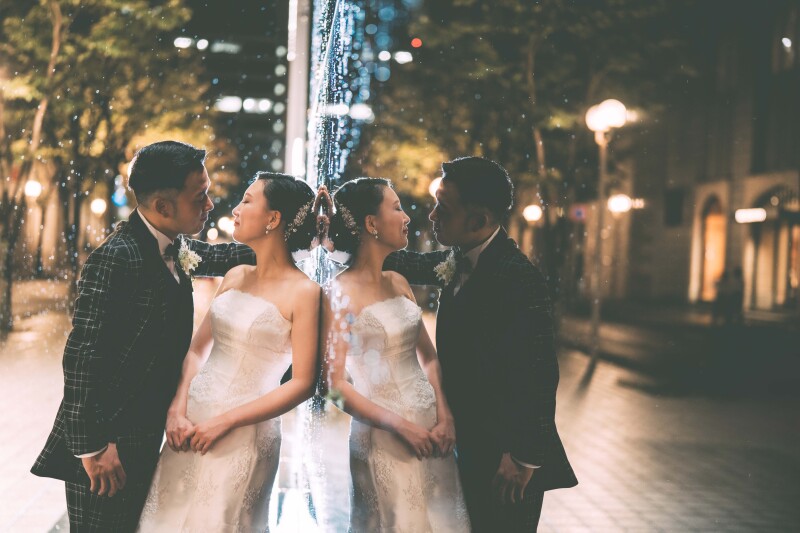 黒い大理石でリフレクション