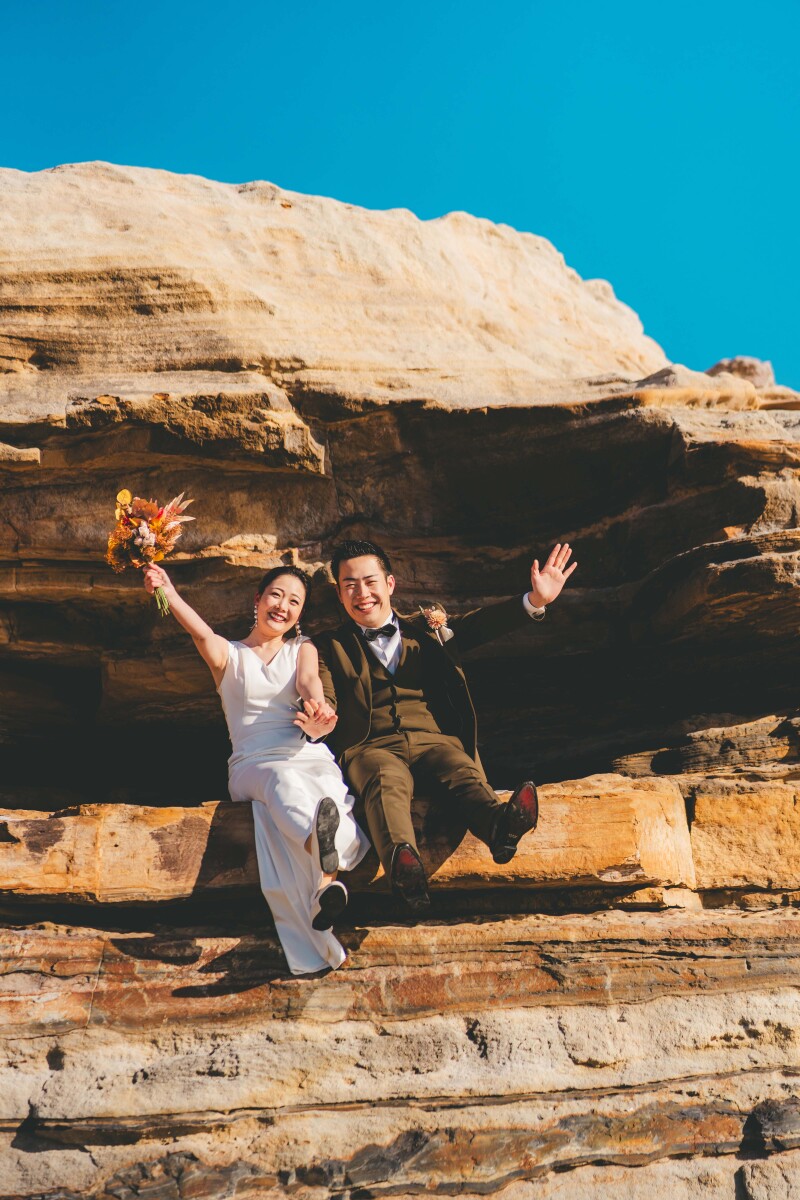 座ったバージョンも!