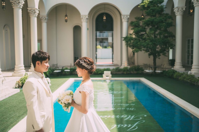 プールサイドがおしゃれ♪