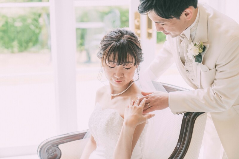 衣裳はホワイトで統一