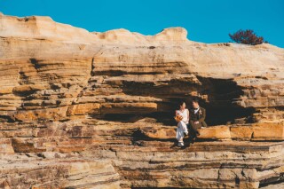 Studio photo × Location photo