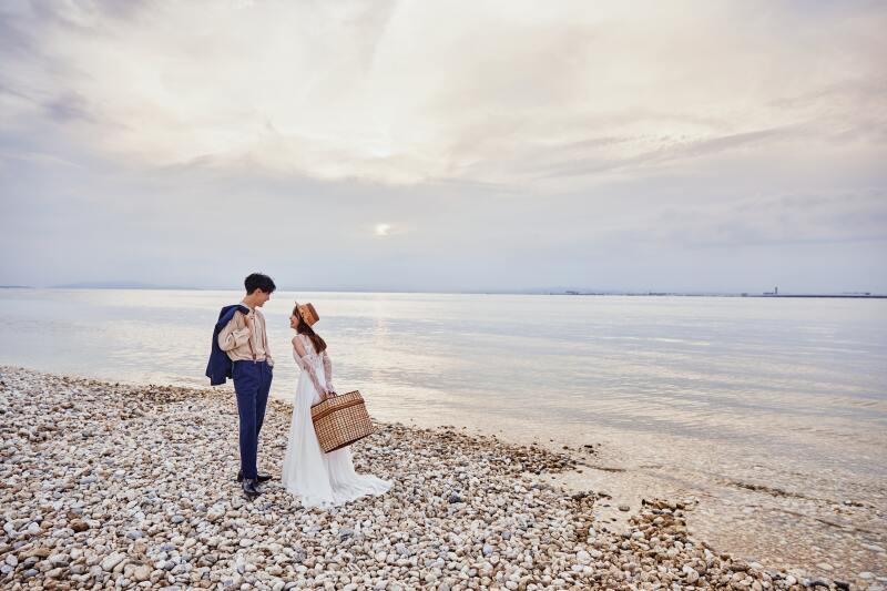 夕暮れ時のビーチへ！