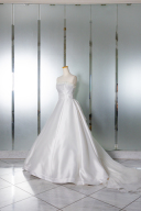 ウェディングドレス【Z009(OW)】