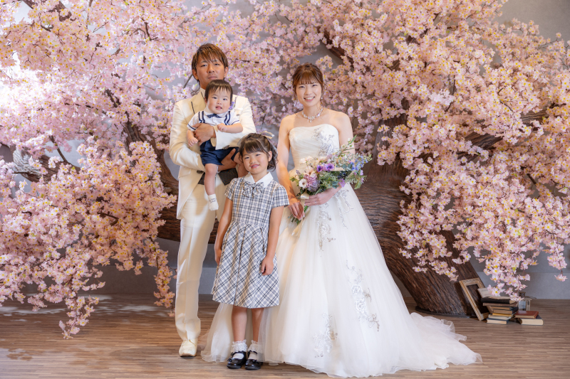 満開の桜とご家族記念写真♪