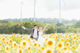 ポーズを作る撮影ではなく、ふたりらしく過ごす時間を撮ります。思い出すたびに、あたたかくなる一枚を。