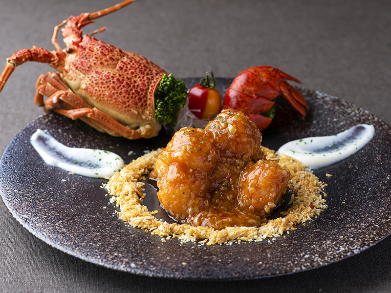 【会食付チャペル+館内撮影】新郎・新婦洋装各1点ヘアメイク付◆本格中華の贅沢コース