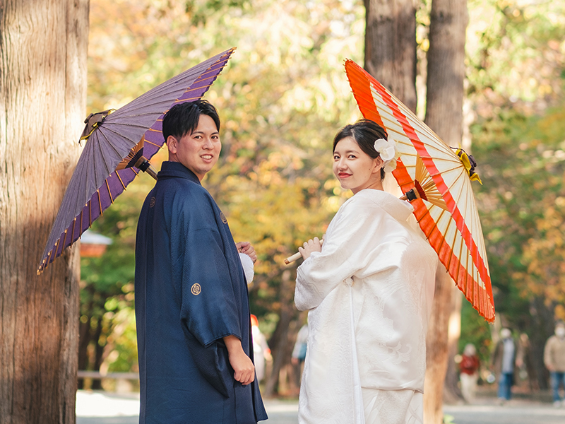 【会食付きロケ&スタジオ】50カットデータ+20Pアルバム◆衣裳小物がフリーチョイスのよくばりプラン