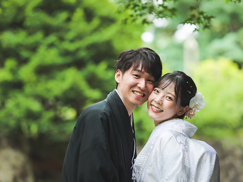 【会食付きロケ&スタジオ】50カットデータ+20Pアルバム◆衣裳小物がフリーチョイスのよくばりプラン