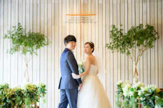  洋装×館内ロケーション