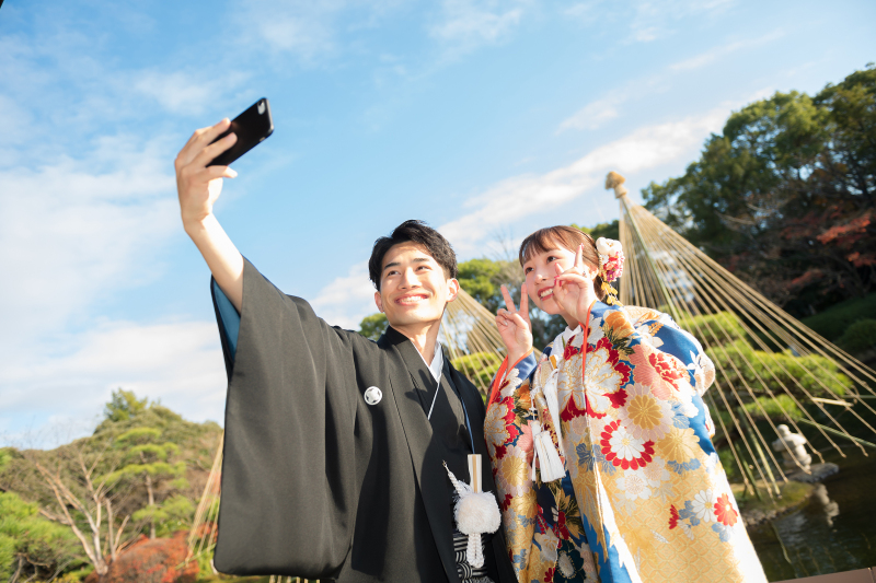 自然な笑顔と視線のやりとり