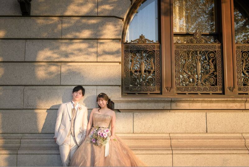 夕陽に染まる街並みで