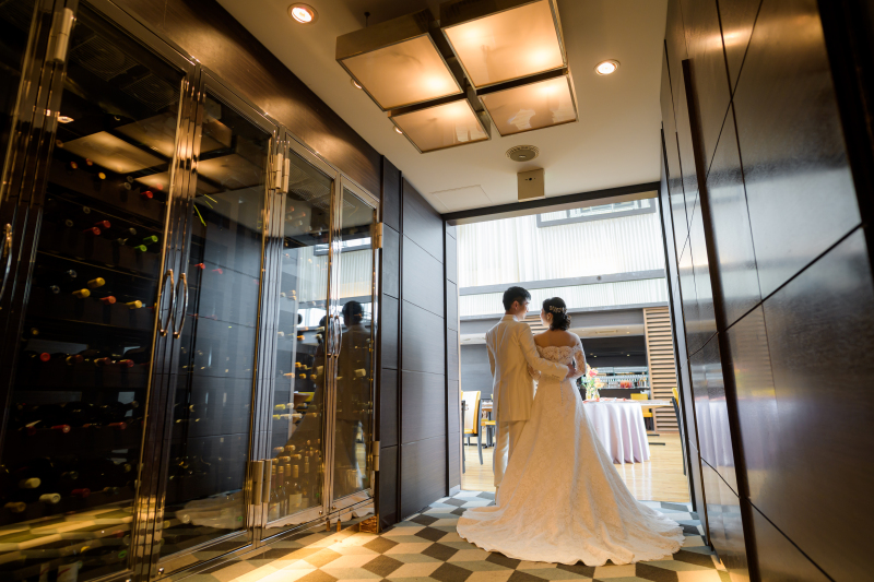 入場シーンのように。