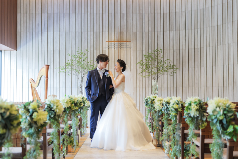 チャペルに広がるやわらかな昼光