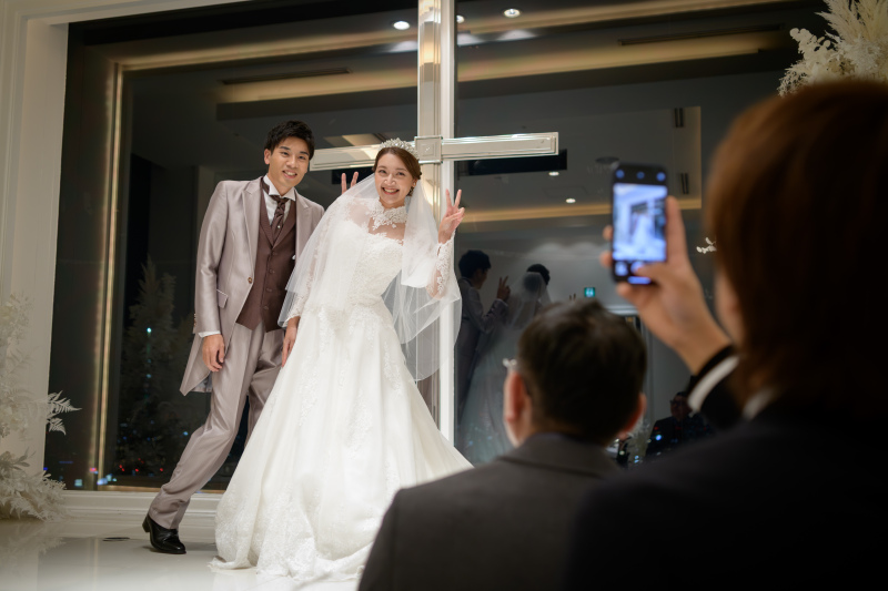 シャッター越しのまなざし