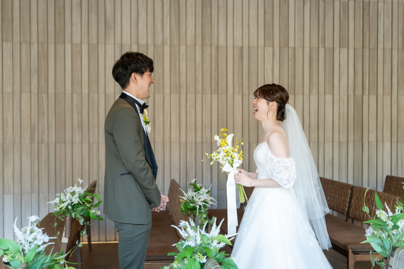 思わず溢れる幸せいっぱいの笑顔