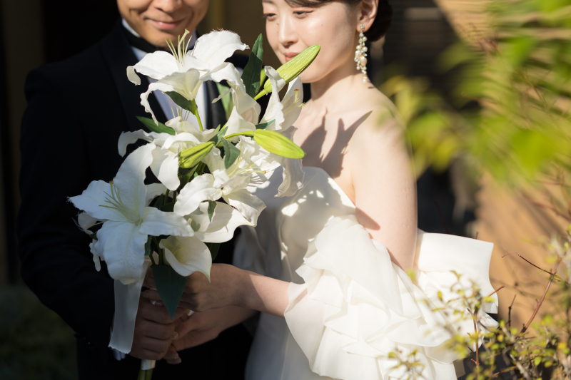 光をまとう横顔