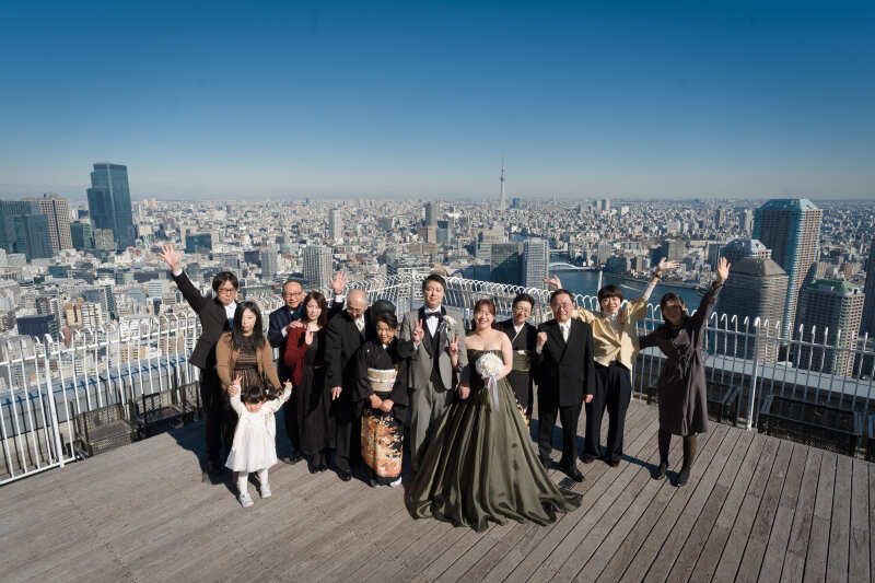 洋装&times;館内ロケーション