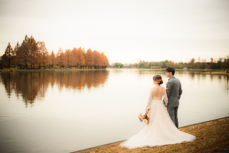 水辺に映る純白の時間