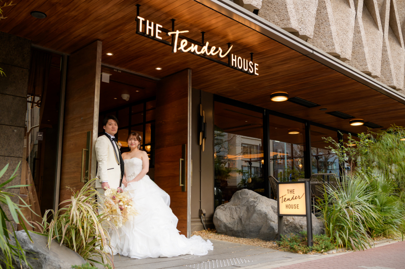 洋装×館内ロケーション