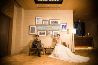 洋装&times;館内ロケーション