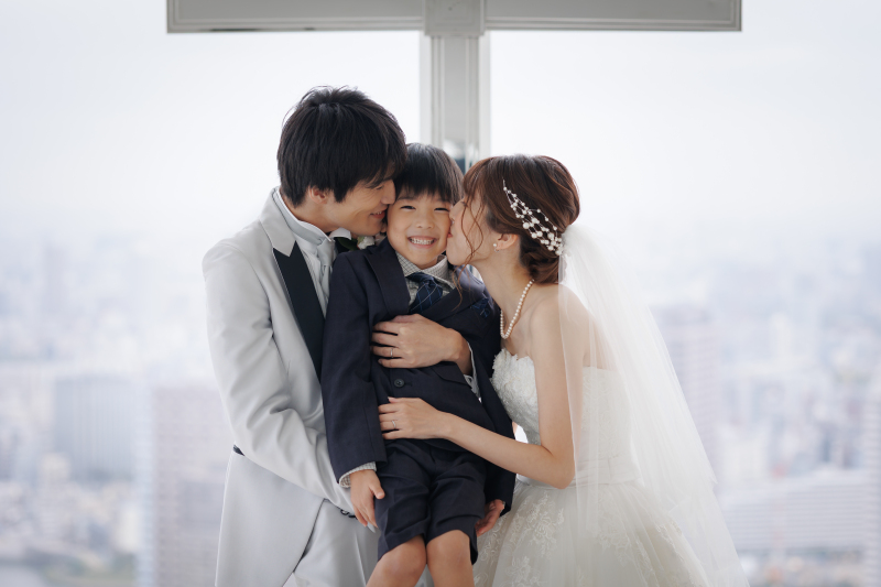 家族の絆を柔らかく映す