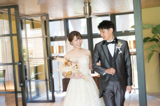 洋装×館内ロケーション