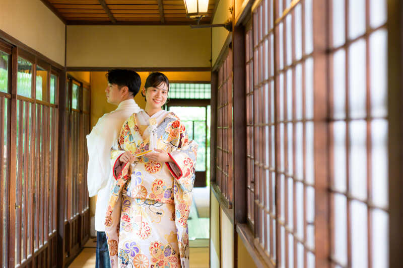 和の静寂に包まれて