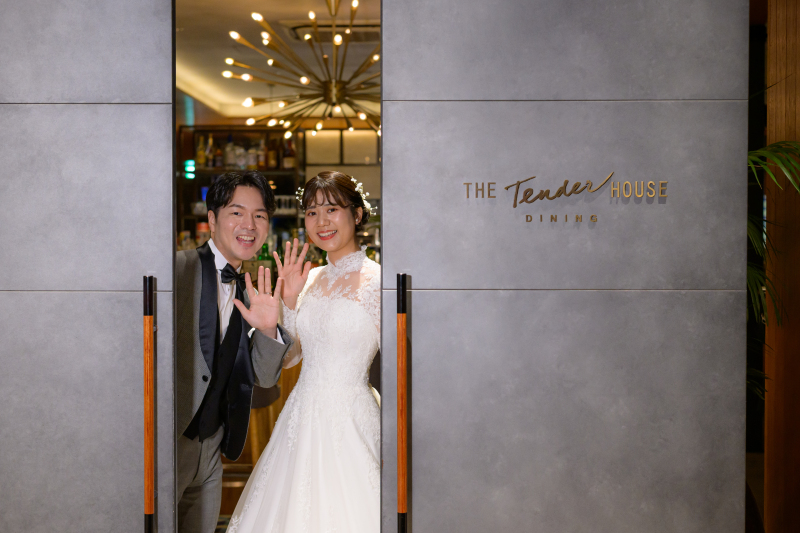 エントランスに灯る笑顔