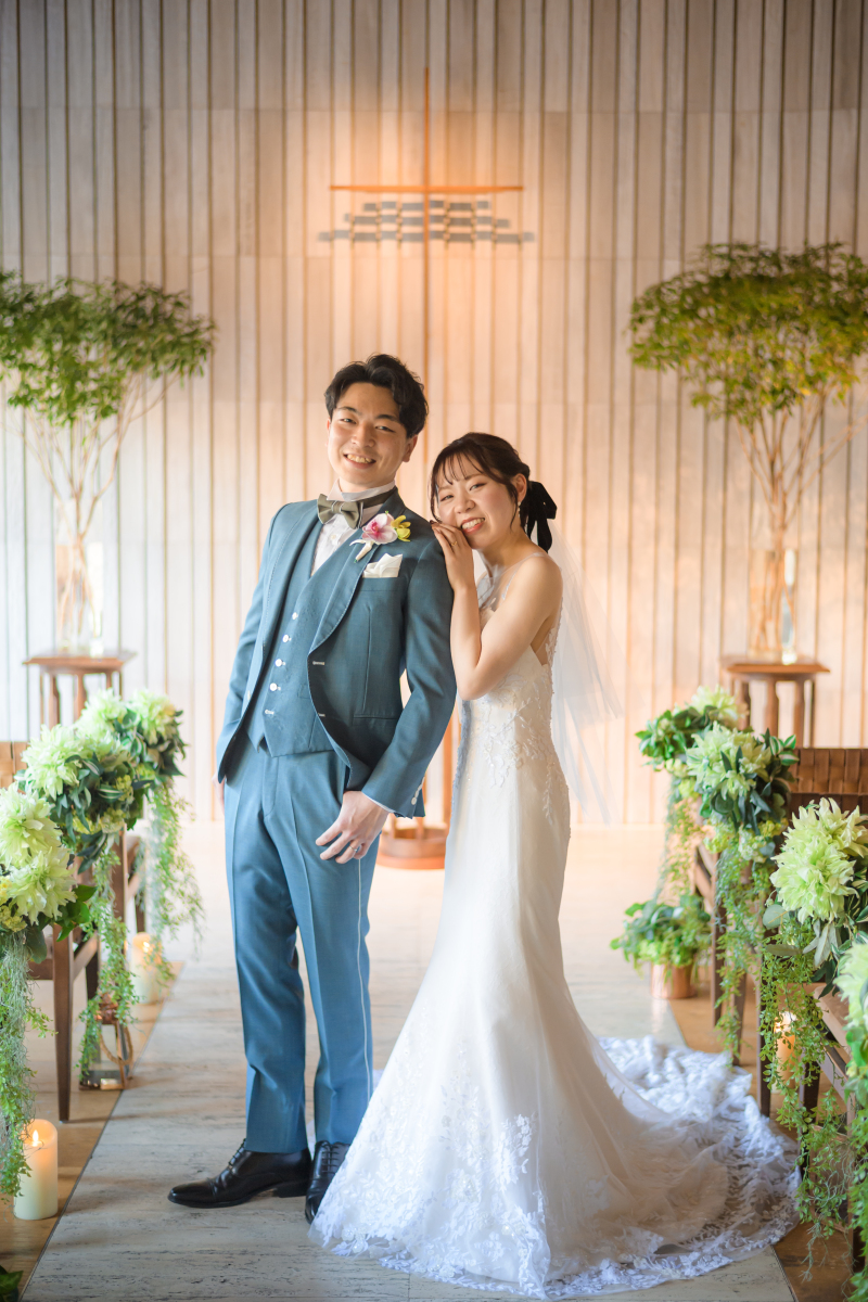 木の温もりあふれるチャペル