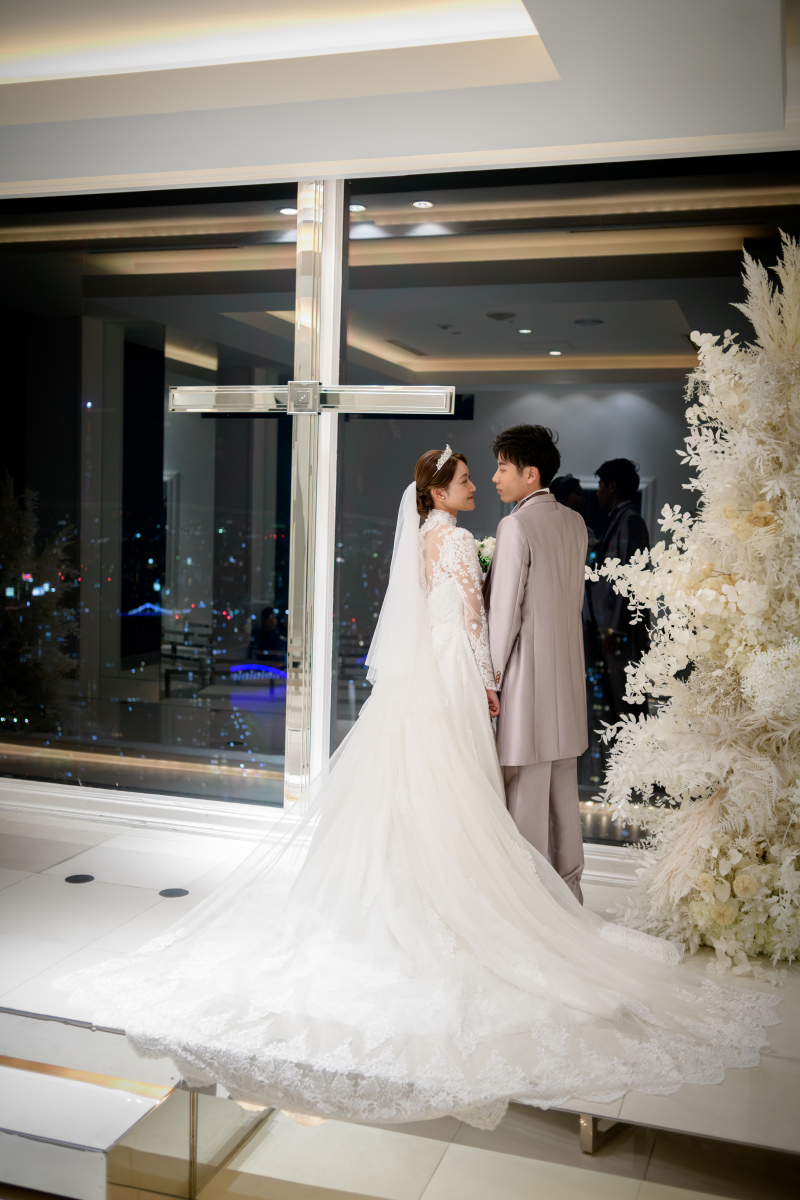 白に包まれる誓いの瞬間