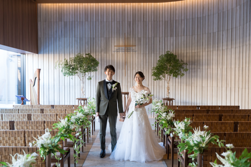 洋装&times;館内ロケーション