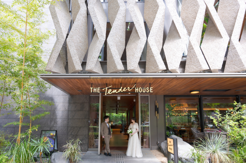 ザテンダーハウスで