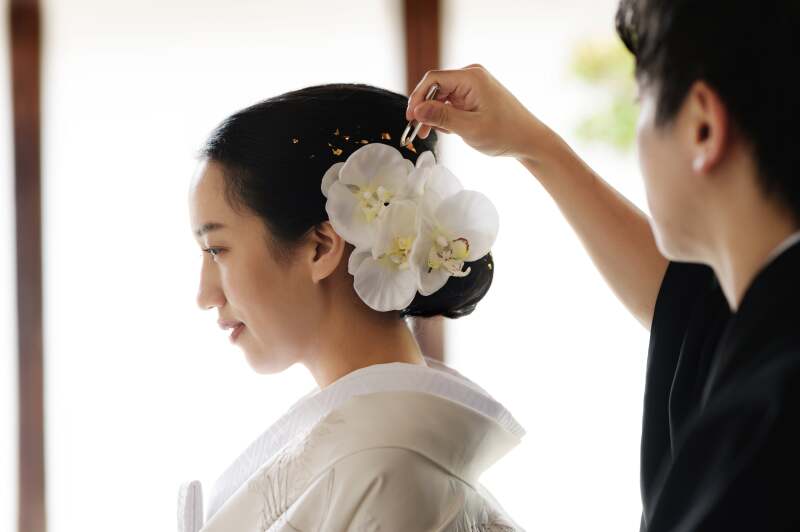 専門の衣裳コーディネーターが、スタイリング