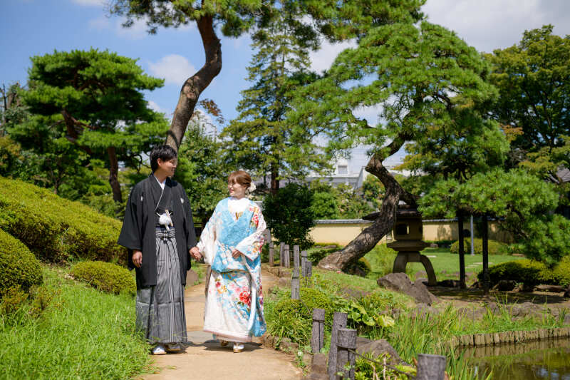 華やかな色彩の伝統衣裳「色打掛」