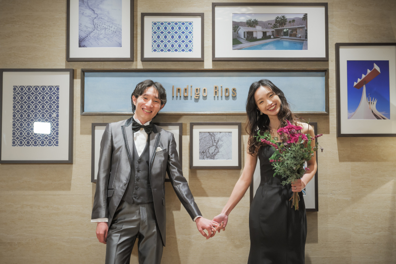 【選べる｜カラードレス&times;ロケーションフォト】上質ドレス&times;タキシード、ヘアメイク、ロケーション移動・申請費、データ100枚付