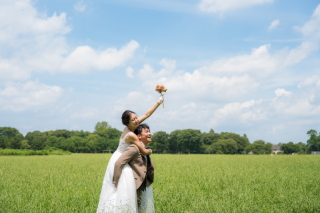 【選べるチャペル・都内ロケーション撮影プラン】上質ドレス×タキシード、レタッチ済100カット全データ付き