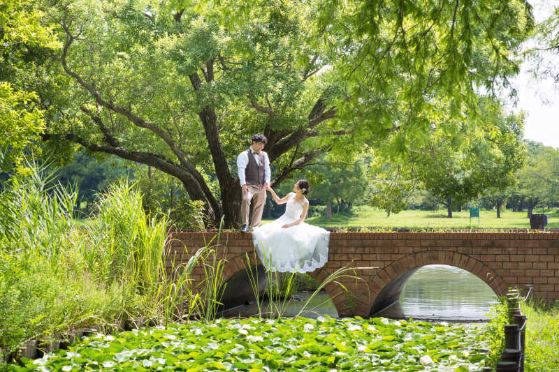 【水元公園撮影プラン】洋装1着ずつ,ヘアメイク,データ100枚,移動費,撮影申請費込