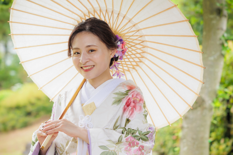 【色打掛×ロケーションフォト】和装1着ずつ,ヘアメイク,データ100枚,移動費、撮影申請費込