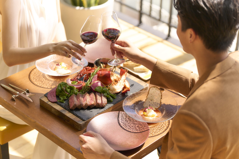 【チャペルフォト&レストラン食事付き6名様プラン】レストランルーク| チャペル・館内撮影+会食ランチコースプラン