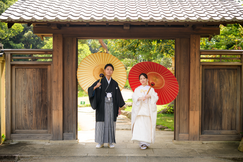  【選べる｜白無垢&times;ロケーションフォト】白無垢&times;紋付、ヘアメイク、ロケーション移動・申請費、データ100枚付