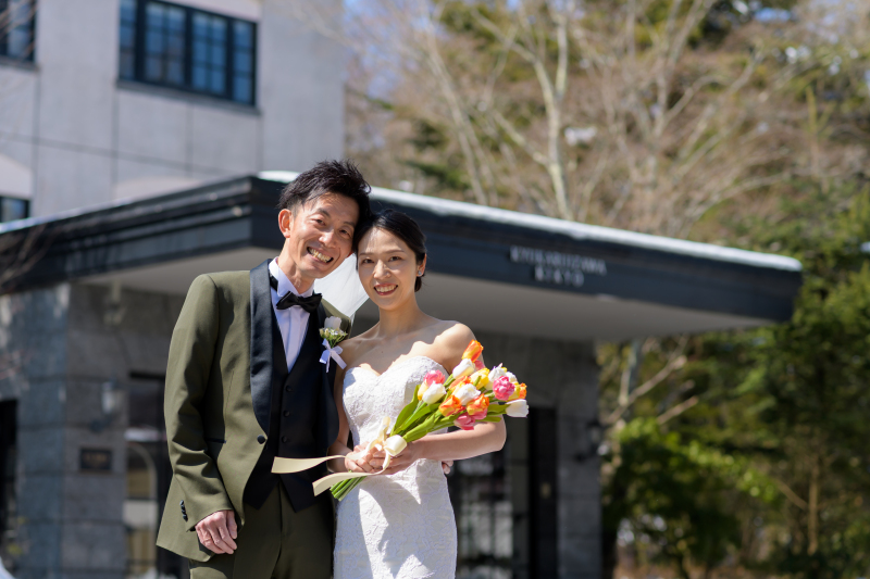 まずはホテル前で