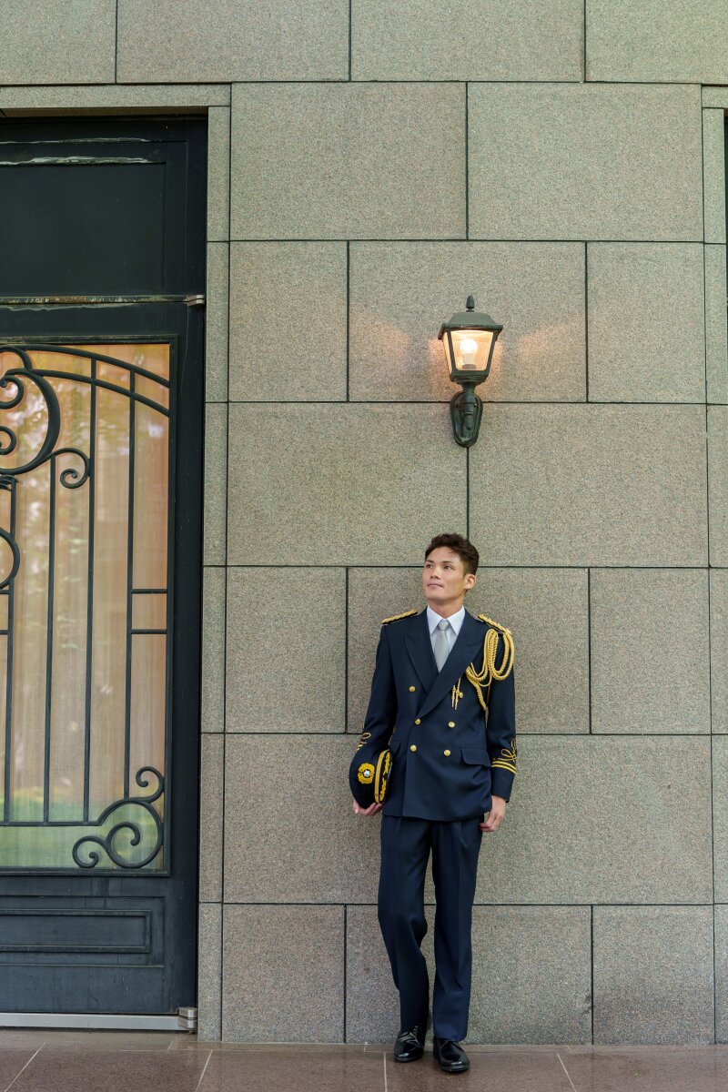 ルーカスの外観にて