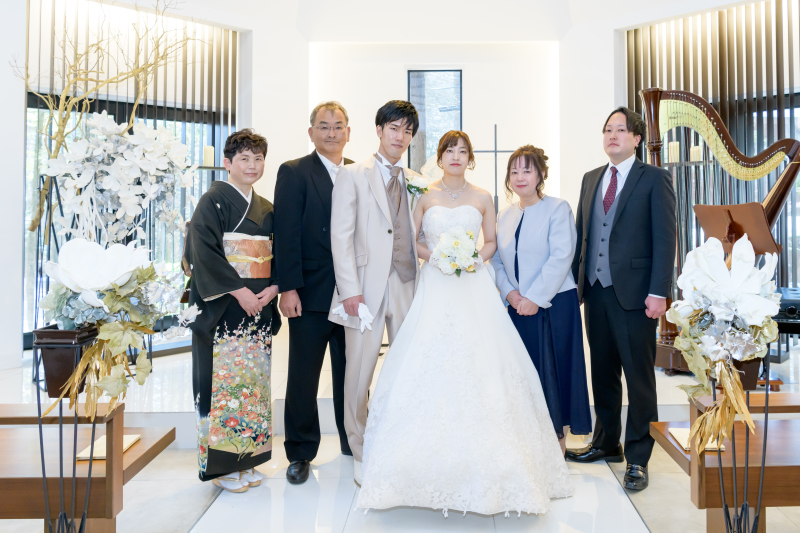洋装×チャペル・館内フォトウェディング