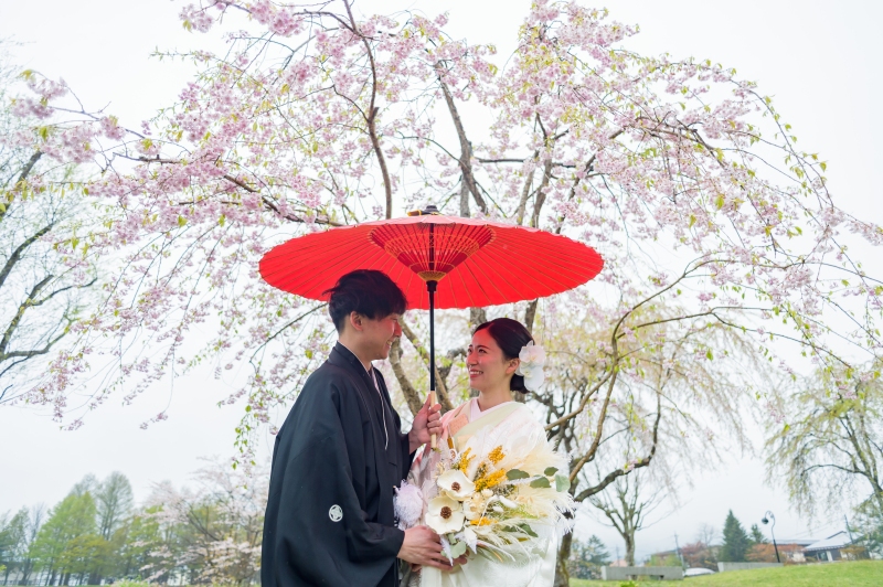 しだれ桜と一緒に