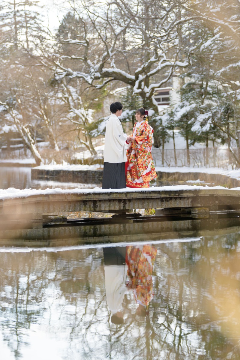 湖面に映るお二人