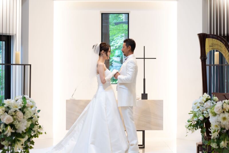 チャペルの中へ