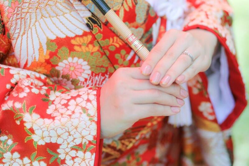 華やかな色彩の伝統衣裳「色打掛」