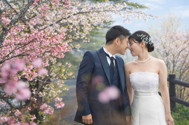 直近割※衣装最大5万円OFF※【桜｜洋装プラン】選べるドレス&times;タキシード、ヘアメイク、データ100枚